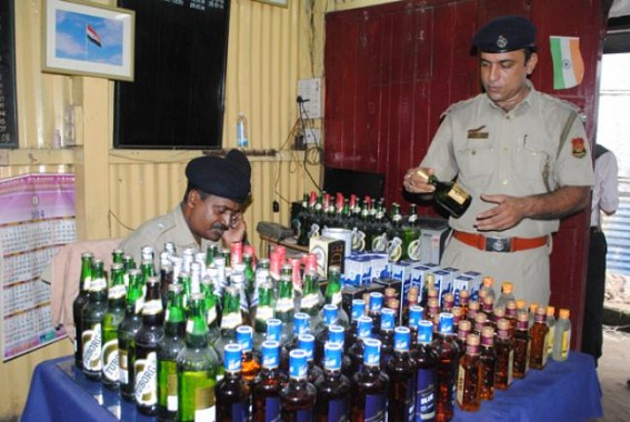 Police seized 400 liters of country-made liquor and 159 bottles of foreign liquor